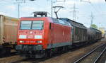 DB Cargo Deutschland AG mit  145 042-8  [NVR-Number: 91 80 6145 042-8 D-DB] und einigen Güterwagen am 06.09.18 Bf. Flughafen Berlin-Schönefeld.