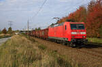 DB Cargo 145 032 mit einem (Schadwagenzug?) am 21.10.2022 in Teschenhagen aufgenommen.
