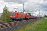 Am 16.04.24 schleppte 145 043 einen gemischten Güterzug durch Landsberg Richtung Halle(S). Als Wagenlok wurde 232 908 mitgeschleppt.