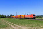 145 014-7 (DB Cargo) mit einem Containerzug in Elze, 28. Mai 2026