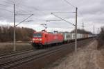 145 014-7 mit dem sonntglichen Containerzug in Richtung Braunschweig. Fotografiert am 14.03.2010 in Magdeburg Diesdorf. 