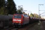 145 032 fhrt am 21.04.2010 mit einem Gterzug durch den Bahnhof Braunschweig Weddel