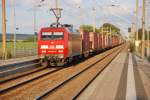 Br 145 073-3 mit ein Containerzug aus richtung Polen durch Jacobsdorf(Markt) 23/09/2009.