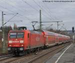 Seit Ende 2010 im Einsatz im Regionalverkehr in NRW. Die gterzuglokomotiven der BR 145 vor Regionalexpressen. Dabei ist die BR inzwischen auf dem Wupper Express heimisch geworden.
Am 16.1.2011 ist 145 039-4 mit dem Wupper Express kurz vor Wuppertal Vohwinkel im Einsatz.
Mehr Bilder von der BR 145 im Regionaldienst gibt es auf meiner Homepage:
www.rheinruhrexpress.de.tl