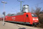 145 049 schiebt die S1 nach Meien aus dem Haltepunkt Freiberger Strae. 25.02.2011