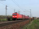 25.03.2011: Die 145 072-5 mit einem Containerzug Richtung Sden. Aufgenommen bei Graben-Neudorf.