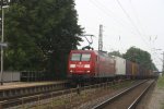 Eine 145 062-6 von Railion kommt als Umleiter mit einem Containerzug fhrt als Umleitungszug durch Kohlscheid in Richtung Aachen-West.
19.5.2011