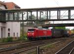 RAILION DB Logistics 145 060-0 mit einem KLV Richtung Sden, in Mainz- Bischofsheim; 30.06.2011