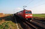 145 070-9 mit einem Containerzug bei Allerheiligen 23.3.2012