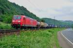 145 011 mit einem Gterzug bei Erpel am 14.06.12!