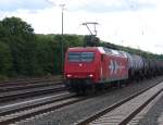 HGK 145-CL 011 kommt mit Kesselwagen aus Richtung Wrzburg.