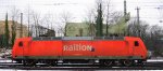 145 046-9 von Railion rangiert in Aachen-West bei Winterwetter mit Schneeregen und Regen am 9.12.2012.