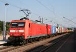 145 018 mit Gterzug Richtung Basel am 20.08.2009 in Eimeldingen