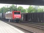 145 062-6 mit einem Gterzug in HH Harburg.