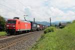 145 054-3 mit einem Containerzug am 08.08.2014 bei Kollmarsreute.