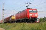 145 070-9 zieht am 22.07.2016 einen gemischten Güterzug durch Dedensen-Gümmer.