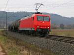145-CL 013 mit Kesselwagenzug in Fahrtrichtung Süden. Aufgenommen zwischen Mecklar und Ludwigsau-Friedlos am 11.03.2016.