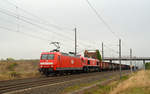 145 075 schleppte am 24.09.19 einen Hochbordwagenzug und 266 442 als Wagenlok durch Brehna Richtung Halle(S).