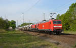 145 067 der MEG schleppte am 10.05.20 neben 266 442 noch einen Silozug durch Burgkemnitz Richtung Wittenberg.