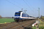 145 040 rauscht mit ihrer RB37 durch Meerbusch in Richtung Neuss.

Meerbusch 09.03.2026