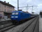 145 023-6 der Pressnitztalbahn abgestellt mit einem Sonderzug  zum Mnchner Kirchentag im Bahnhof von Moosach.