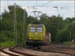 Die 145 CL 031 ist mit einen Gterzug am Haken auf der Kursbuchstrecke 480  (Aachen - Kln) unterwegs.