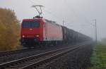 145-CL 015 (145 093-1) von HGK mit einen Kesselzug in Richtung Norden am 27.10.15 bei Thüngersheim unterwegs.