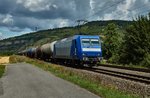 145-CL 201 von HGK pasiert am 09.08.16 mit einen Kesselzug Thüngersheim und ist in Richtung Süden unterwegs.