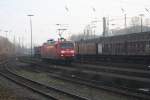 BR 145 026-1 von Railion rangiert in Aachen-West bei Sonne.