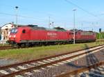 145 059-2 (NVR: 9180 6 145 059-2 D-DB) noch mit RAILION beschriftet und 155 073-0 (NVR: 9180 6 155 073-0 D-DB) in Wismar abgestellt - 25.05.2014...Weitere Bilder zum Thema Bahnfotografie gibt es auf