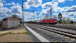 Kesselzug mit 145 038-6 beim Gleiswechsel im Bahnhof Angersdorf Richtung Buna-Werke.

🧰 DB Cargo, vermietet an die Mitteldeutsche Eisenbahn GmbH (MEG)
🕓 9.4.2022 | 11:46 Uhr