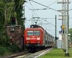 145 036-0 mit dem RE10422 nach Aachen bei der Durchfahrt in Herrath, 12.6.11