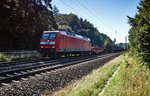 145 032-9 ist am 24.08.16 mit einen gemischten Güterzug bei Burghaun zu sehen.