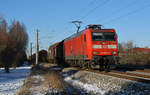 145 039 schleppte am 06.01.16 einen gemischten Güterzug durch Greppin nach Leipzig.