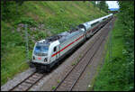 Am 14.06.2026 hatte der DB Fernverkehr 147 573 mit dem IC2 nach Z�rich HB soeben den Hasenbergtunnel in Stg.-Heslach verlassen und rollte die Panoramabahn gen Horb entlang.