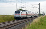146 572 führte den IC 2235 am 22.06.16 durch Braschwitz Richtung Halle(S).