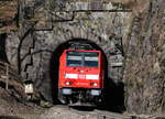 146 228-2  St.Georgen(Schwarzw)  mit der RB 17269 (Freiburg(Brsg)Hbf-Seebrugg) am Kehretunnel 10.3.17