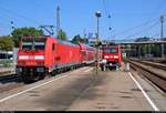 Nachschuss auf 146 217-5 von DB Regio Baden-Württemberg als verspäteter RE 4712 von Konstanz nach Karlsruhe Hbf, der den Bahnhof Villingen(Schwarzw) auf Gleis 2 verlässt.