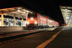 Am 18.11.2016 legt 146 213 mit IRE Stuttgart-Karlsruhe im Bahnhof Karlsruhe-Durlach ihren letzten Stopp vor dem Ziel ein.