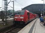RE30 Bremen Hbf mit 146 267  und Dostos in Hamburg Hbf am.