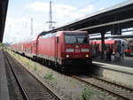 Auf Gleis 3 fuhr die 146 277,am 23.Juni 2026,in Stralsund,ein.