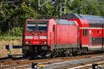 D-DB 146 277-9 zog am 23.07.2026 ihren RE 1 (RE 4334) vom Schwerin Hbf (WS) kommend nach Hamburg Hbf (AH). Hier bei der Einfahrt in B�chen (ABCH).