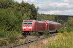 Am 07.08.2026 zog 146 259-7 ihren RE30 von Kassel nach Frankfurt (M) Hbf durch den Bahnhof Baunatal-Guntershausen.