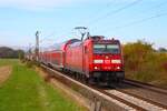 DB Regio Bombardier Traxx 146 253 mit dem RE30 in Nieder-M�rlen an der Main Weser Bahn am 16.10.26
