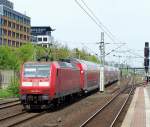 146 025-2 schiebt den RE6  Westfalen-Express  durch Dsseldorf-Unterrath in Richtung Minden(Westf) am 27.04.08
