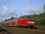 RE1 (RE 10113) mit der Dortmunder 146 017-9 von Aachen nach Hamm,
mit + 30 durch Bochum Ehrenfeld.(13.08.2008)