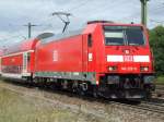 BR 146 220 zieht einen RE in Richtung Stuttgart, der dann weiter nach Ulm Hbf fahren soll. (Tamm (Wrtt.), 21.08.2008)