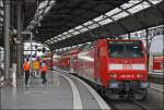 146 022 mit dem RE10131 nach Hamm in Aachen Hbf 30.7.2009