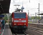 146 009-6 mit dem RE1  NRW-Express  von Aachen nach Hamm ber Dsseldorf, Essen, Bochum, Dortmund bei der Einfahrt in Kln Messe/Deutz 28.7.09