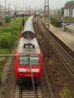 Doppelstockwagen in Dsseldorf Derendorf auf dem Weg nach Dsseldorf Hauptbahnhof kommend von Dsseldorf Flughafen im Juni 2005